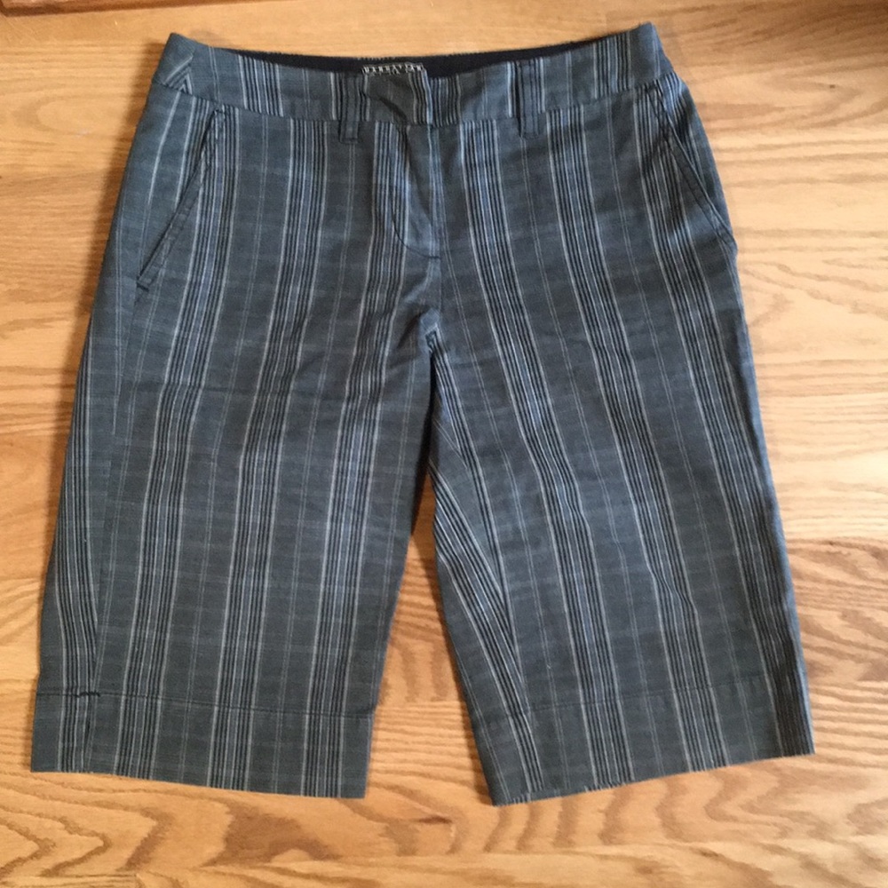 NY & CO Crops/Bermuda Shorts